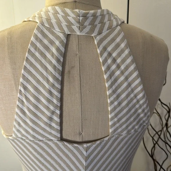 White House Black Market sleeveless stripe blouse in cream and tan - Picture 6 of 8